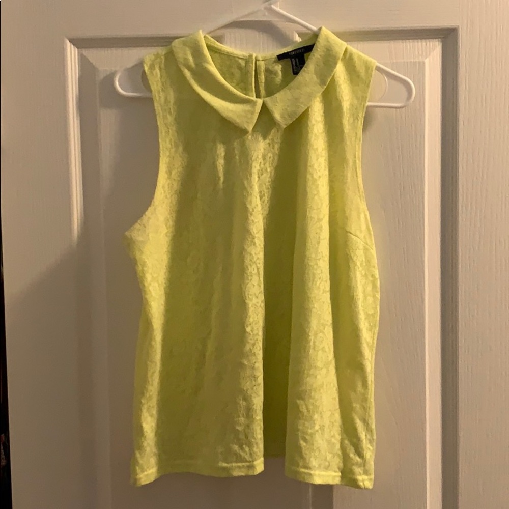 Yellow collared tank